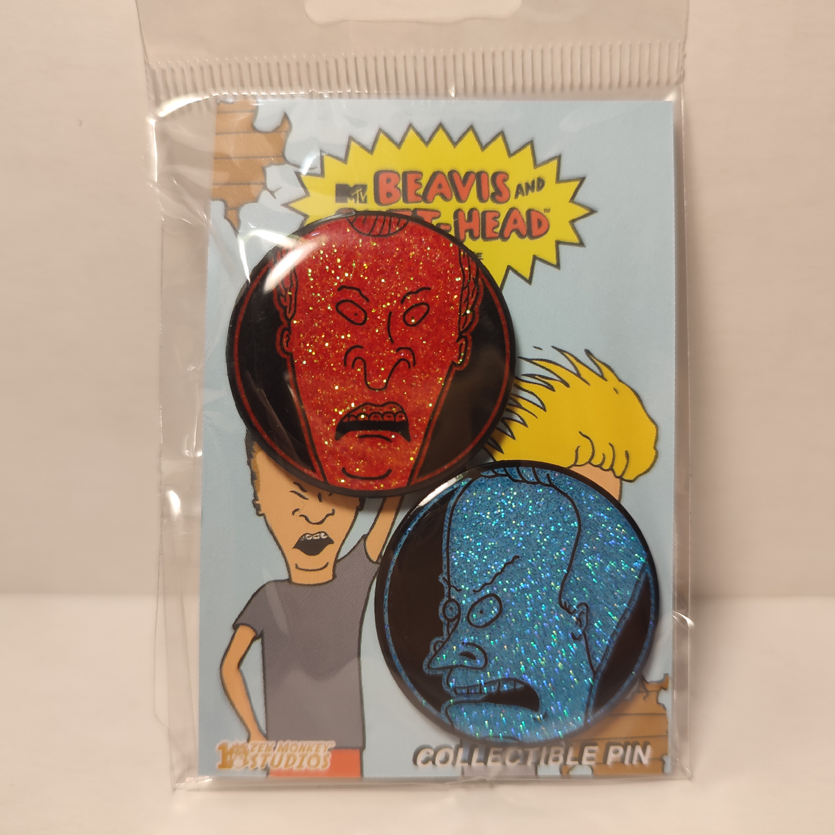 Beavis And Butthead - Red & Blue Pin Set