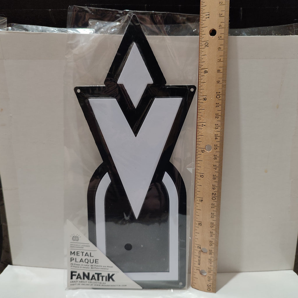 Skyrim - Waypoint Metal Sign