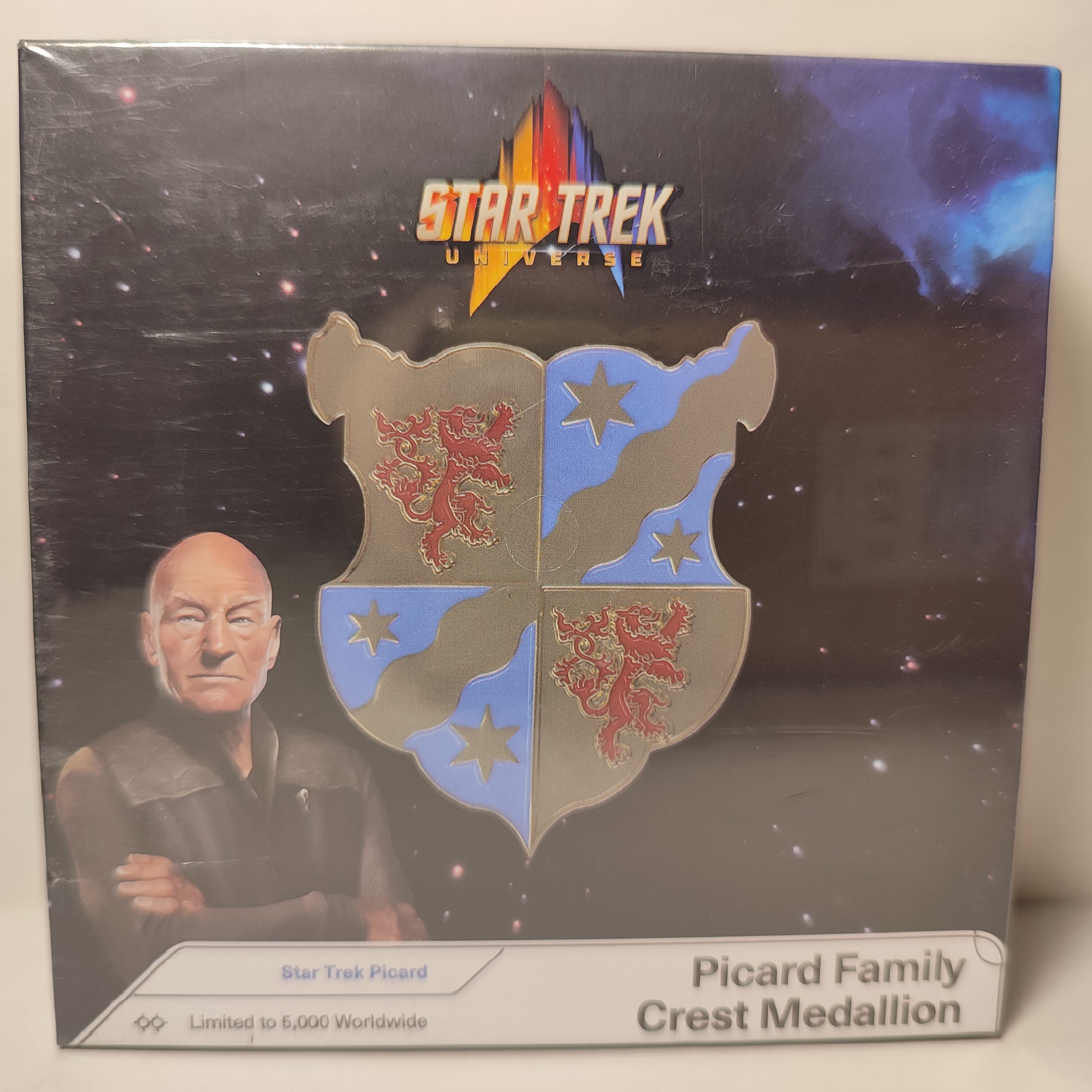 Star Trek - Picard Family Crest Medallion