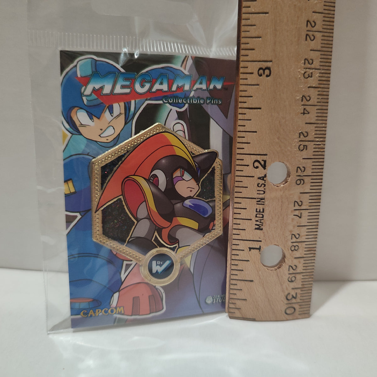 Mega Man Classic - Bass Golden Series 2 Pin