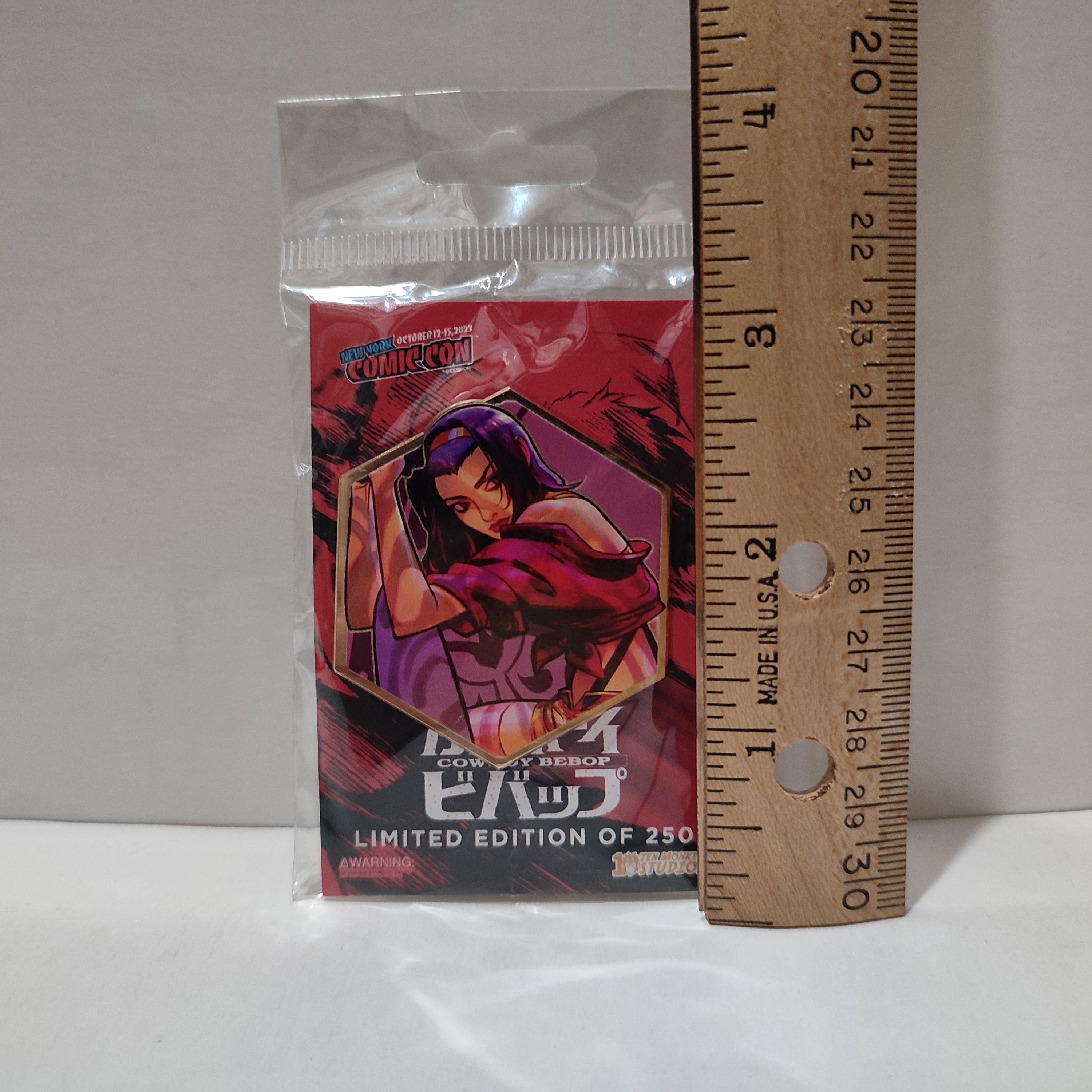 Cowboy Bebop - Faye Valentine Comic Con Pin