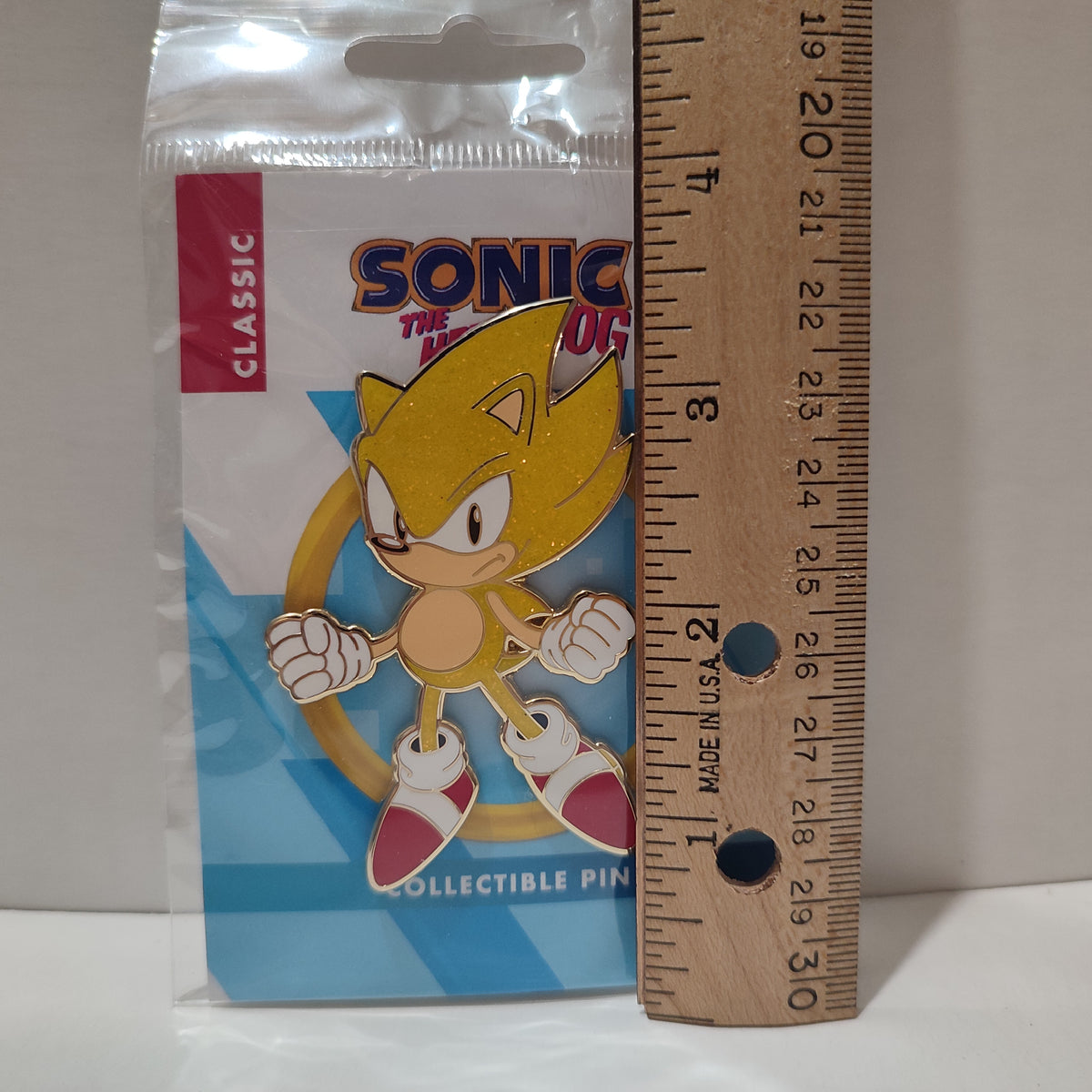 Sonic The Hedgehog - Super Sonic 3 Inch Pin