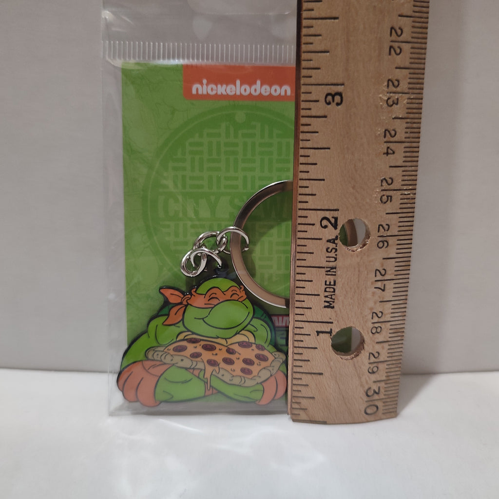 TMNT - Michelangelo Loves Pizza Metal Keychain