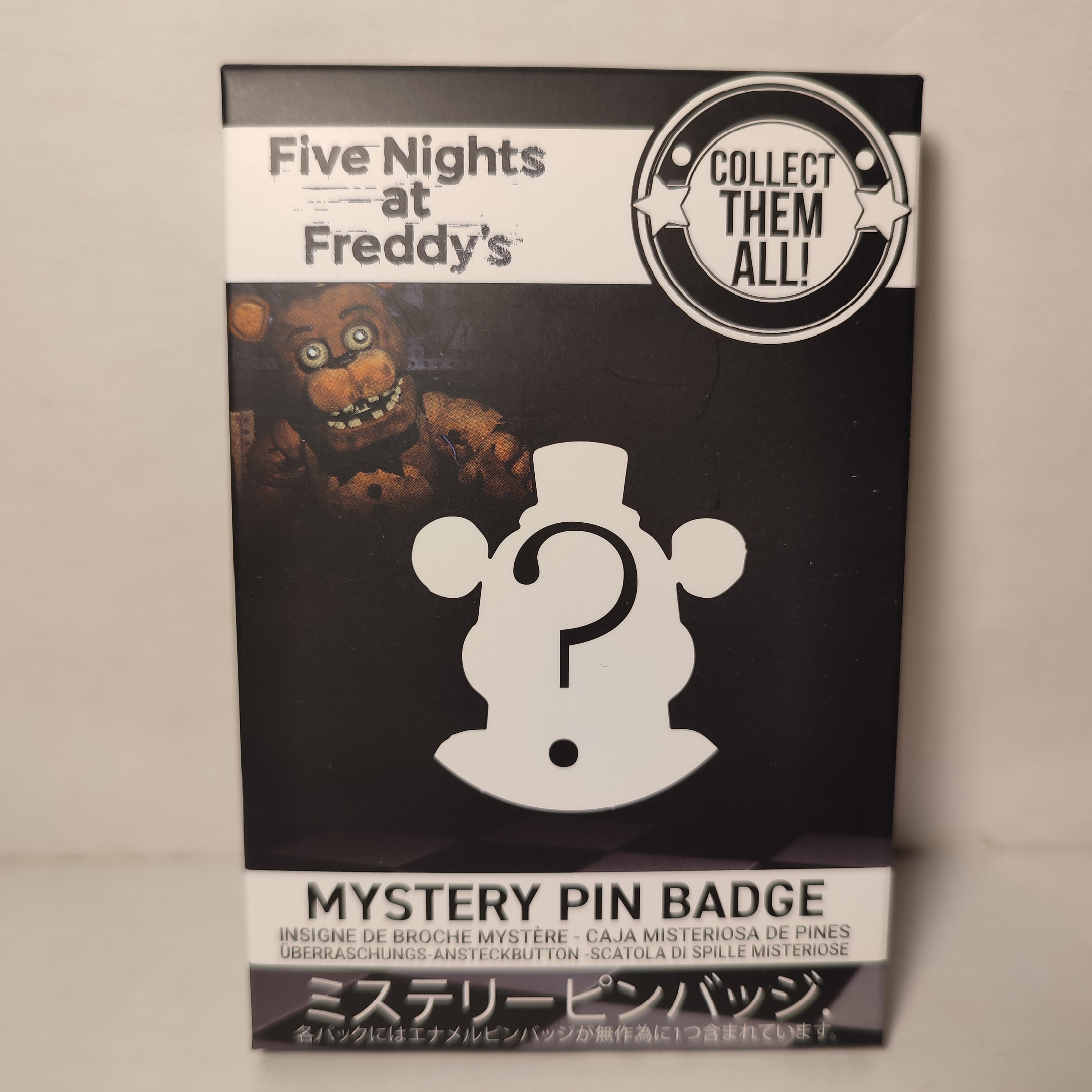 Five Nights At Freddy's - Mystery Pin Badge Series box (1 random pin)