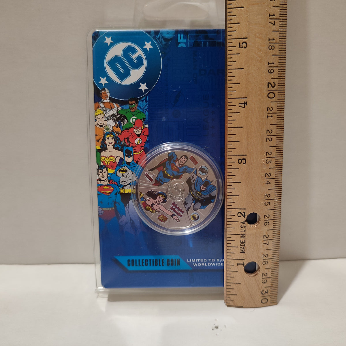 DC Comics - DC Legends Limited Edition Coin