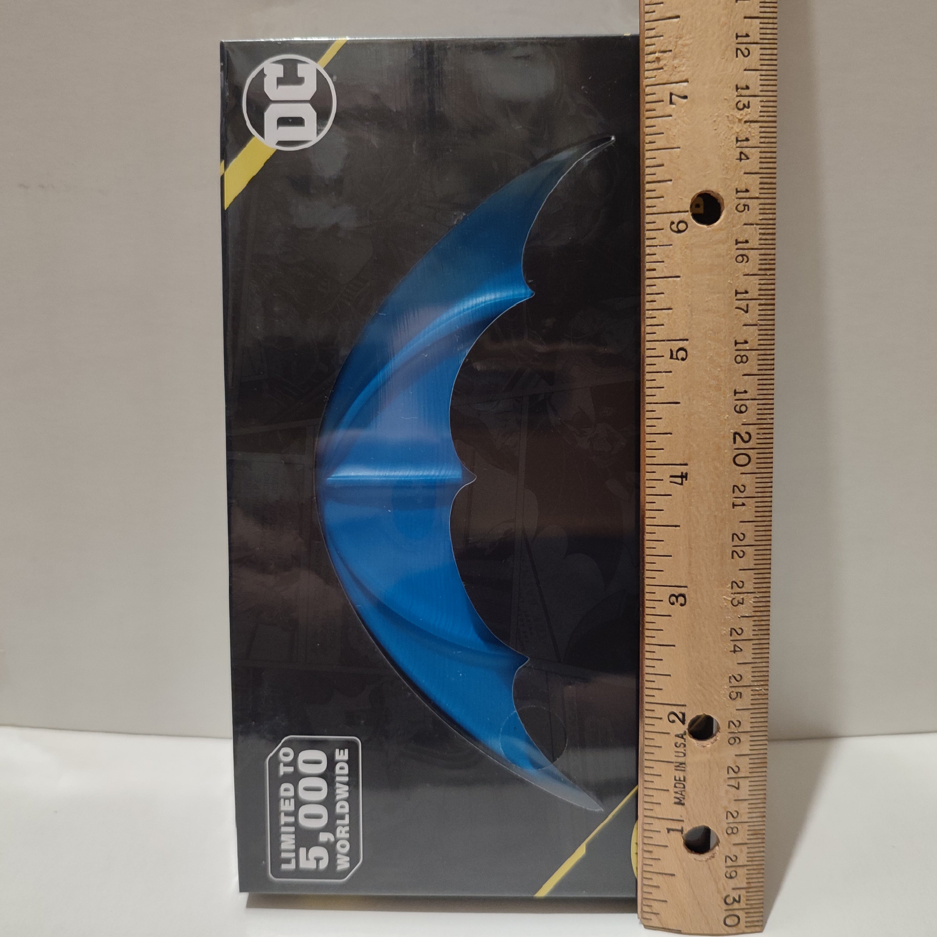Batman - Batarang Replica