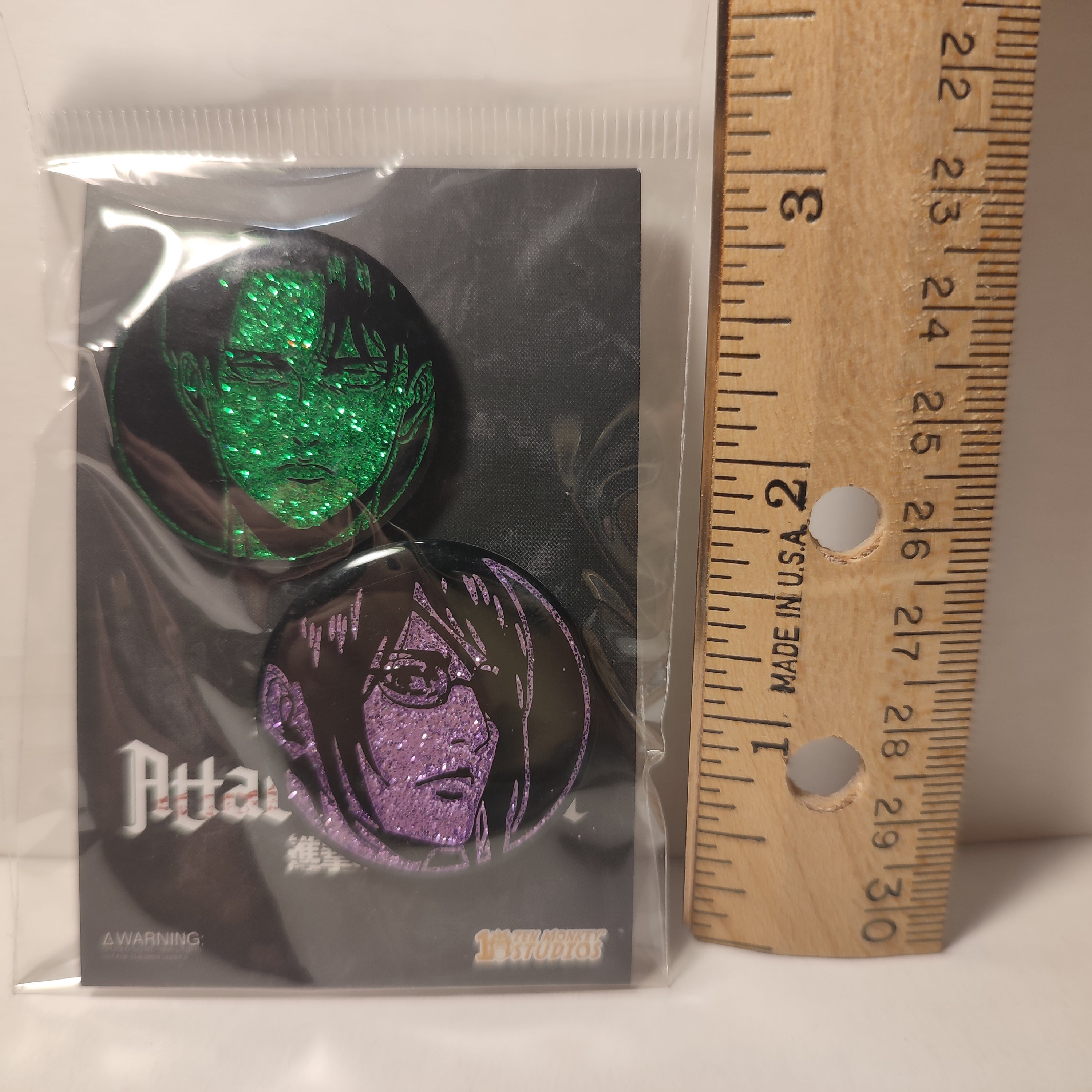 Attack On Titan - Levi & Hange Pin Set