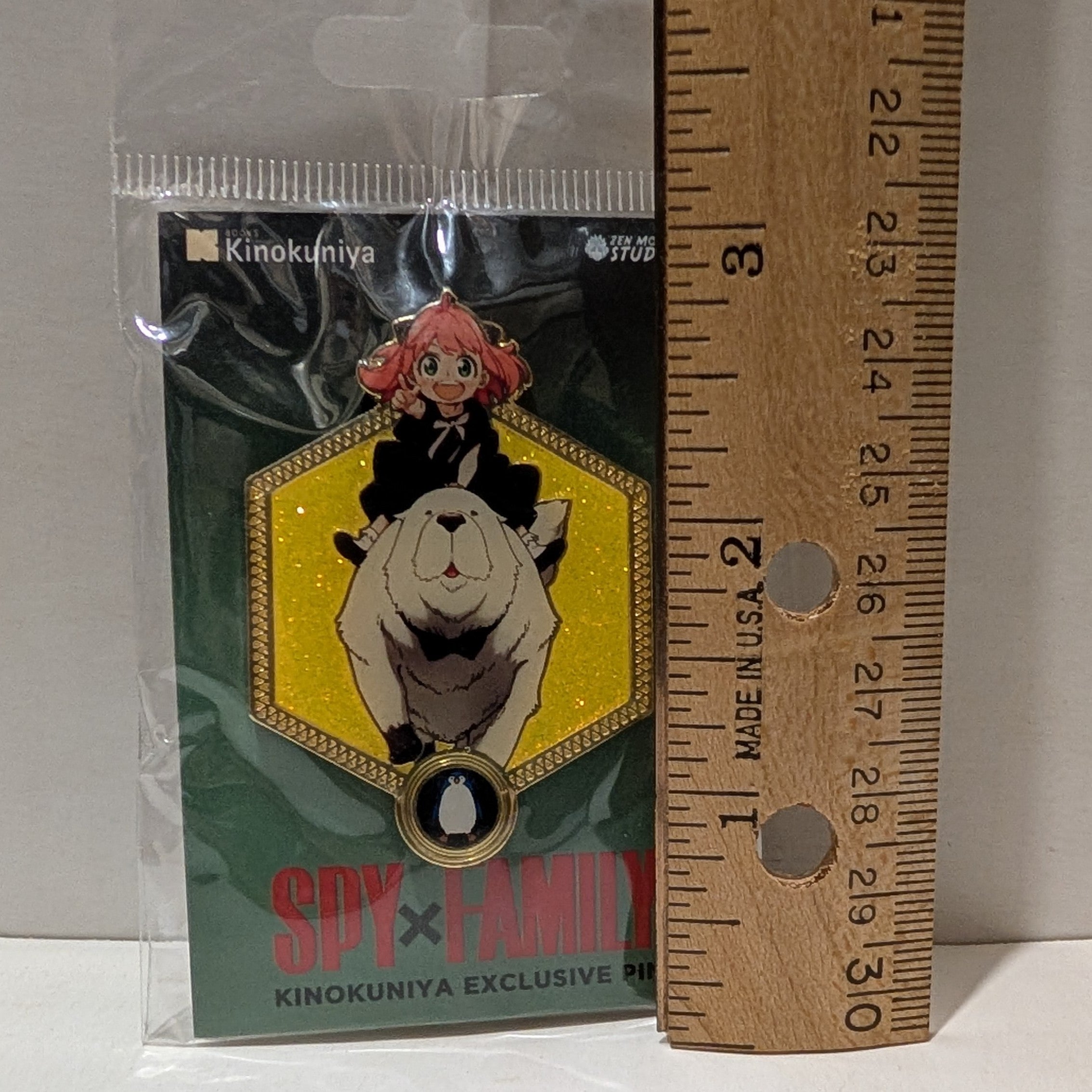 Spy X Family - Anya & Bond Golden Series Pin