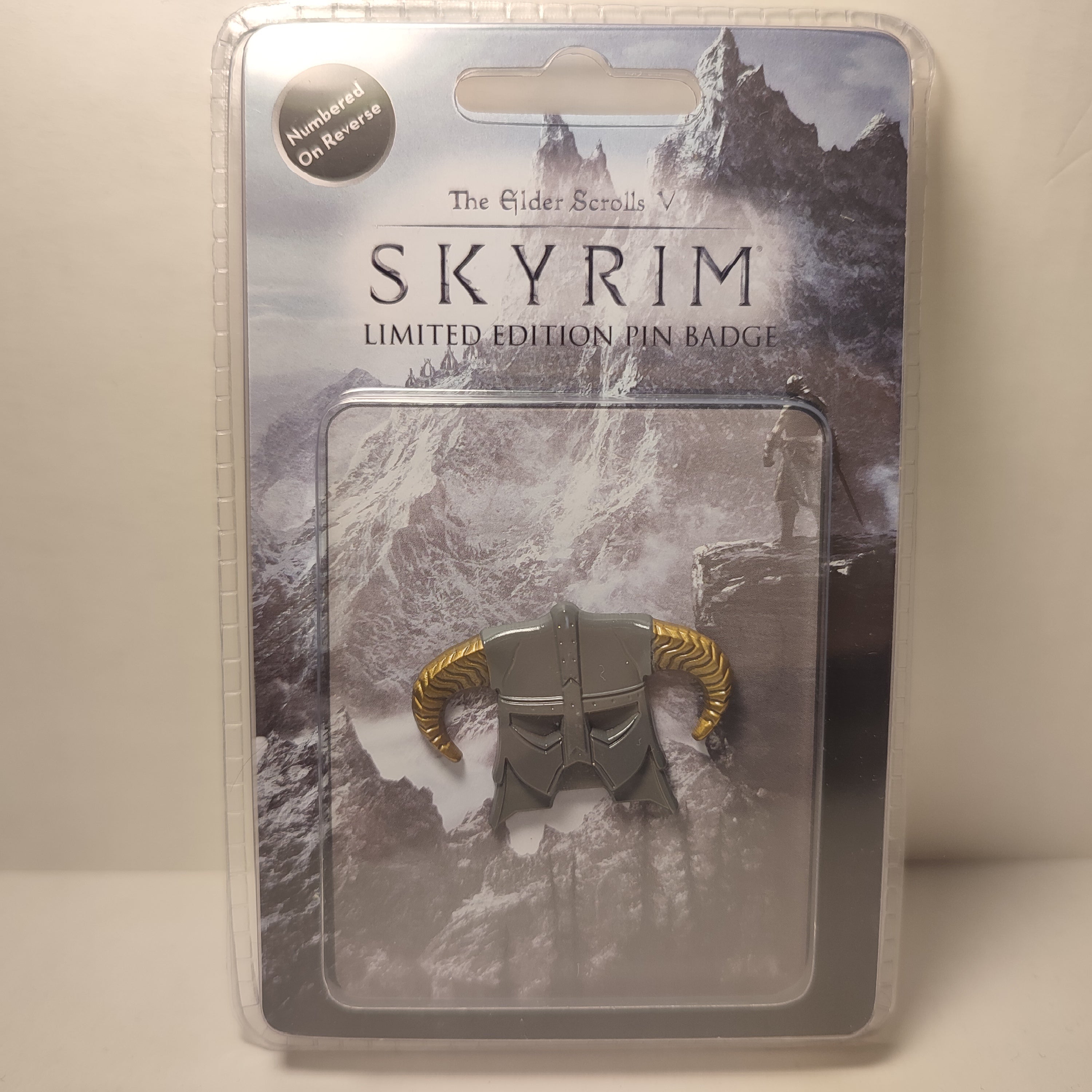 Skyrim - Sons Of Snow Helmet Limited Edition Pin