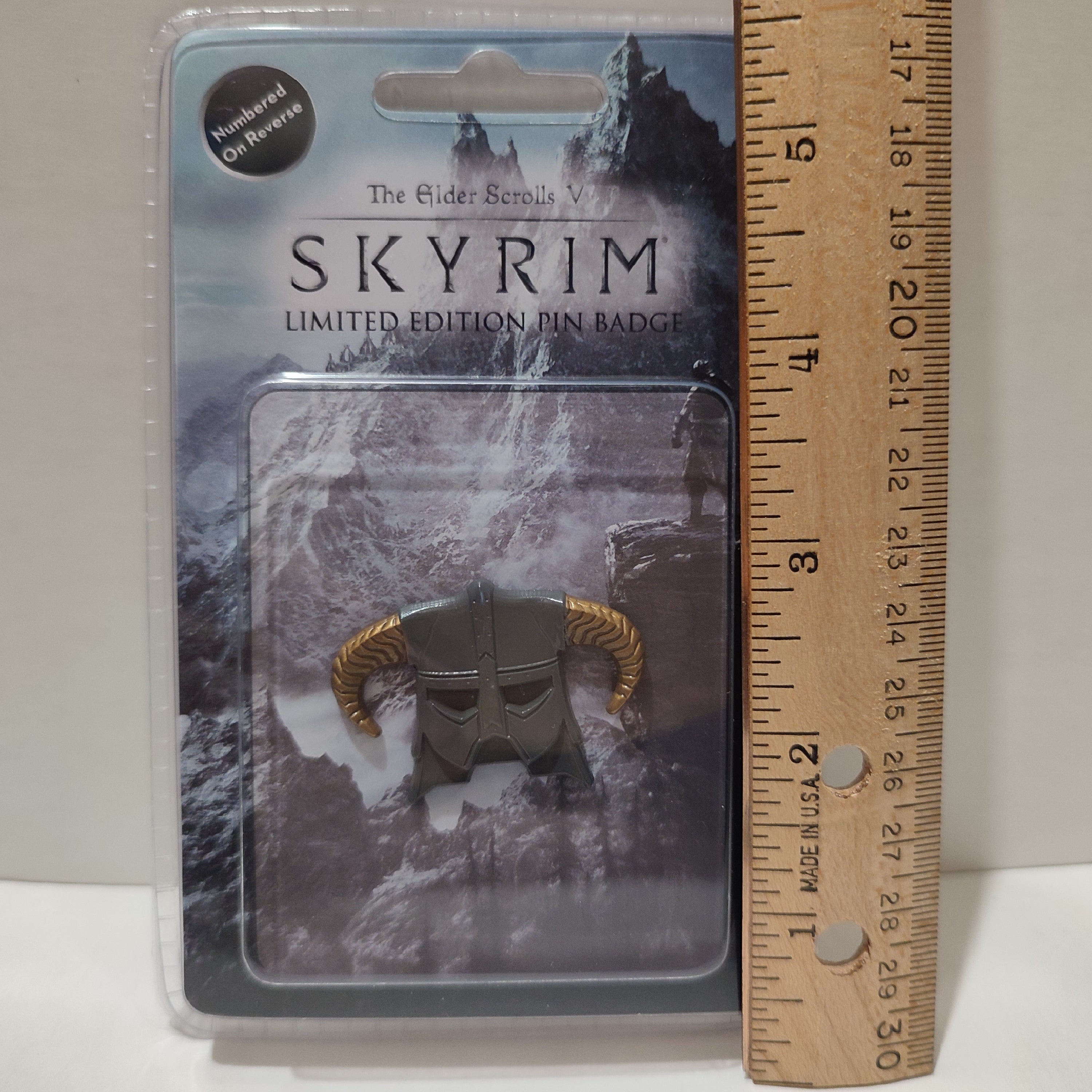 Skyrim - Sons Of Snow Helmet Limited Edition Pin